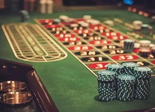 Antarmuka slot Bonanza Gold di platform nusantara 77 menampilkan gulungan permainan dan tombol kontrol